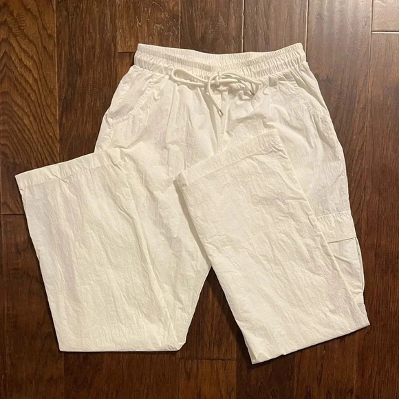 Princess Polly Baggy Nylon Lined Cargo Pants - Picture 10 of 10